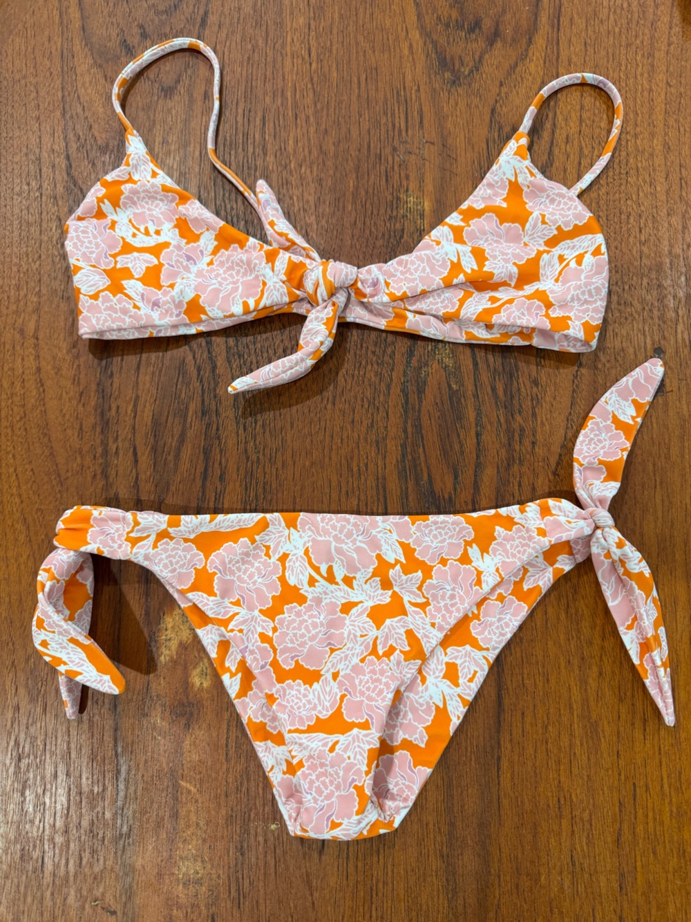 Benoa swim Sudi top and Kawela bottom in Cantik print